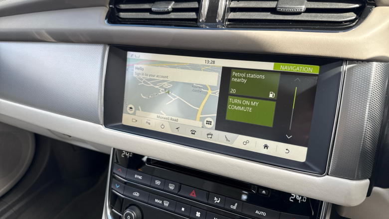 Jaguar XF 2.0i [300] Portfolio 5dr Auto AWD Petrol Estate